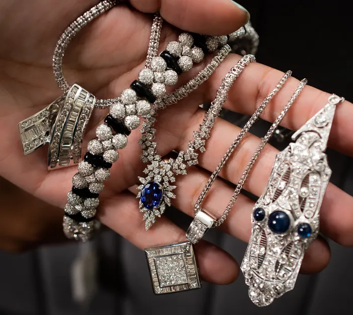 Necklaces Crown Jewels Coin Tanzanite Diamond Waterfall Cluster Necklace