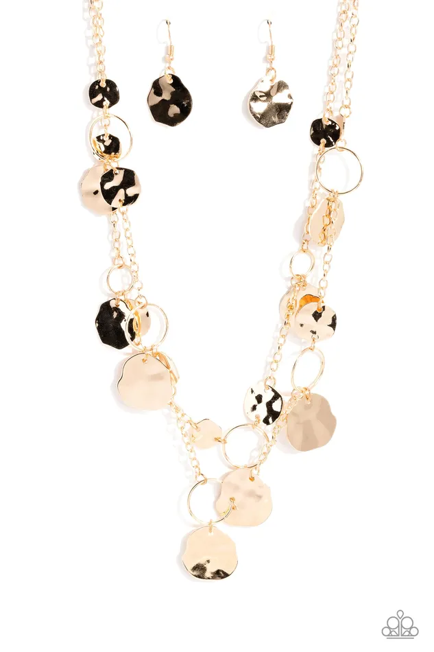 A Finishing Touch Jewelry Necklaces Paparazzi Hammered Horizons Gold Necklace