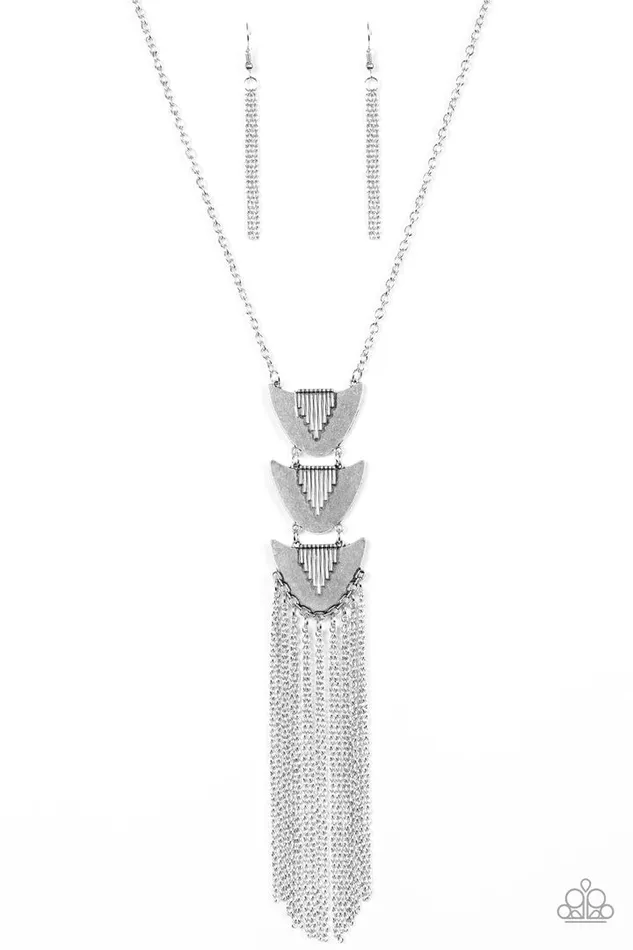 A Finishing Touch Jewelry Necklaces Paparazzi Paradise Prowess Silver Necklace