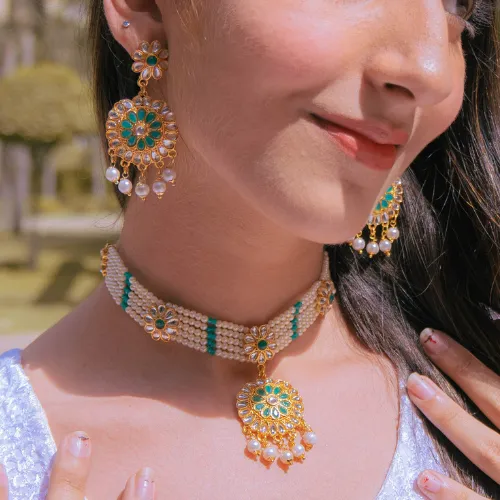 Necklaces justrealdealcom Kundan Traditional Necklace Jewellery Set for Women DESIGN 331 Necklaces justrealdealcom Kundan Traditional Necklace Jewellery Set for Women DESIGN 331