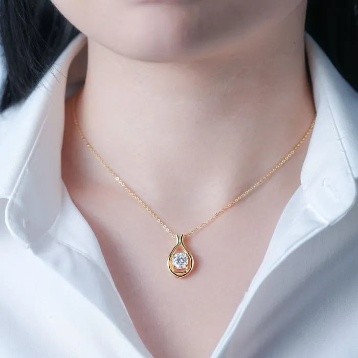 2 Carat Moissanite 925 Sterling Silver Pendant Necklace Trendsi Necklaces