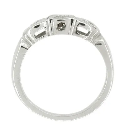 Antique Jewelry Mall Rings Retro Moderne Filigree Scalloped Diamond Wedding Band in White Gold Antique Jewelry Mall Rings Retro Moderne Filigree Scalloped Diamond Wedding Band in White Gold