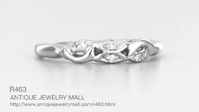 Antique Jewelry Mall Rings Retro Moderne Filigree Scalloped Diamond Wedding Band in White Gold Antique Jewelry Mall Rings Retro Moderne Filigree Scalloped Diamond Wedding Band in White Gold