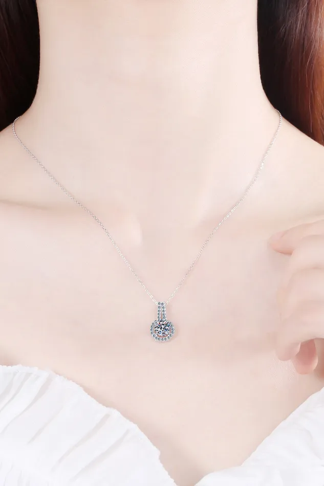Build You Up Moissanite Round Pendant Chain Necklace Trendsi Necklaces