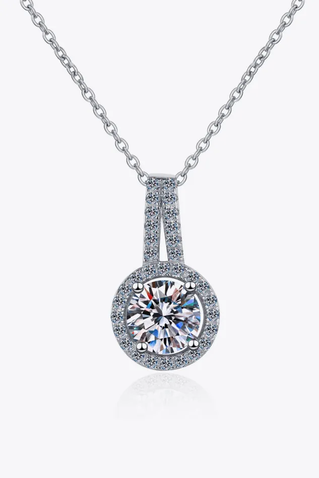 Build You Up Moissanite Round Pendant Chain Necklace Trendsi Necklaces