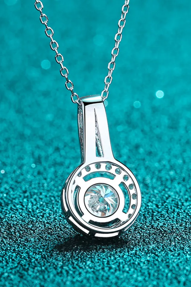 Build You Up Moissanite Round Pendant Chain Necklace Trendsi Necklaces