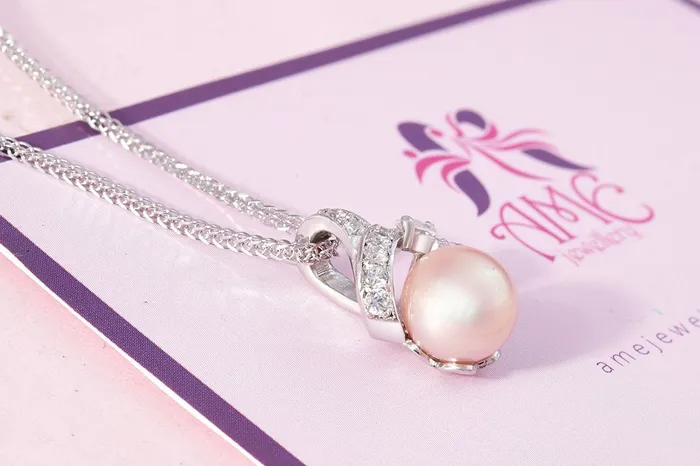 Necklaces AME Jewellery 8mm Lavender Freshwater Pearl Pendant Necklace in Sterling Silver Necklaces AME Jewellery 8mm Lavender Freshwater Pearl Pendant Necklace in Sterling Silver