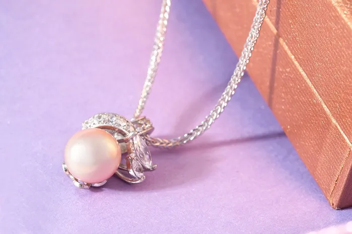 Necklaces AME Jewellery 8mm Lavender Freshwater Pearl Pendant Necklace in Sterling Silver