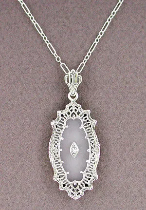 Necklaces Antique Jewelry Mall Art Deco Filigree Crystal and Diamond Set Pendant Necklace in 14 Karat White Gold Necklaces Antique Jewelry Mall Art Deco Filigree Crystal and Diamond Set Pendant Necklace in 14 Karat White Gold