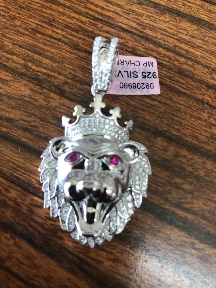 Necklaces Johnny jeweler stcroix 925 Sterling silver lion head pendant