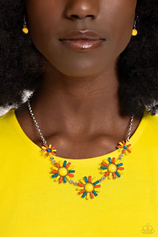 Necklaces Paparazzi Accessories SUN and Fancy Free Yellow Orange Blue Flower Silver Short Necklace Paparazzi
