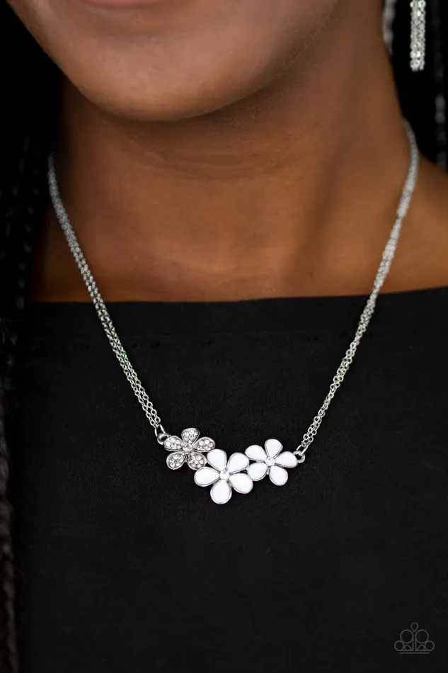 Necklaces Paparazzi Hibiscus Haciendas White Flower Rhinestone Necklace Paparazzi Accessories Necklaces Paparazzi Hibiscus Haciendas White Flower Rhinestone Necklace Paparazzi Accessories