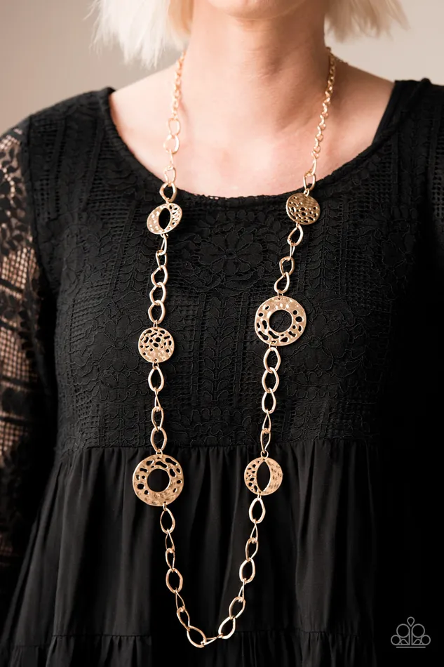 Necklaces Paparazzi Industrial Mayhem Gold Disc Chain Necklace Paparazzi Accessories Necklaces Paparazzi Industrial Mayhem Gold Disc Chain Necklace Paparazzi Accessories