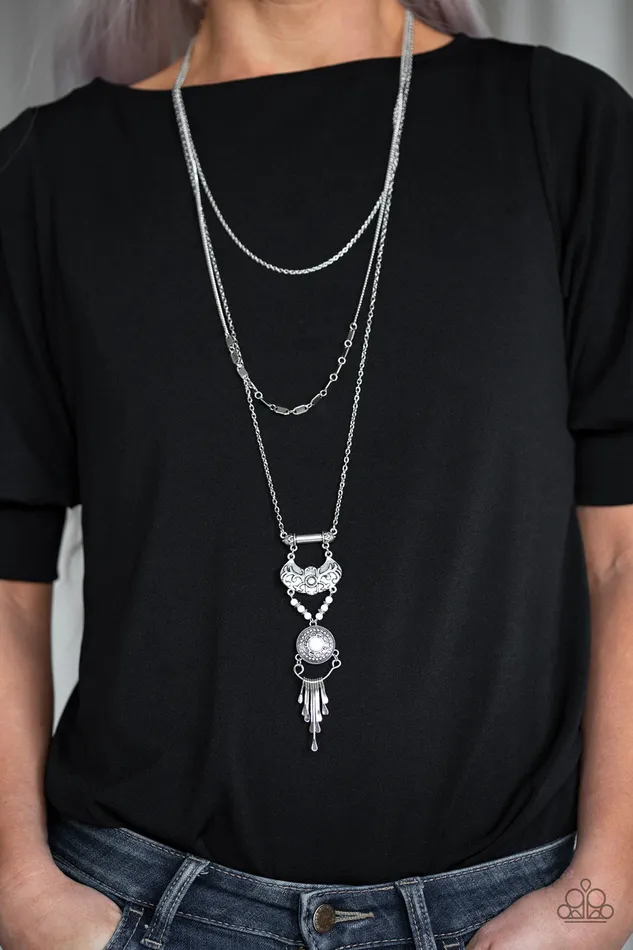 Necklaces Wildland Wonderland White Bead Silver Tribal Necklace Paparazzi Paparazzi Accessories