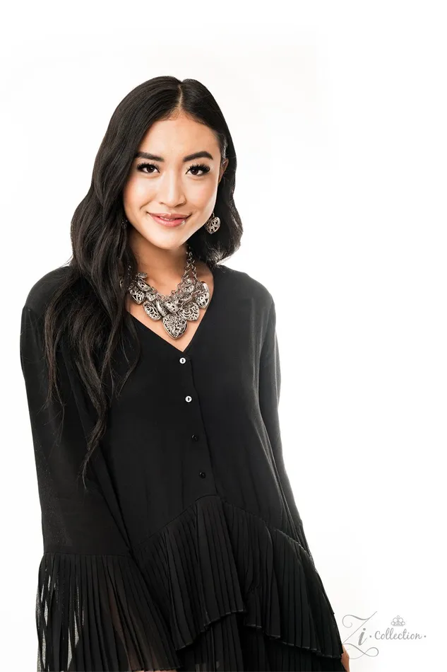 Paparazzi Accessories Necklaces Cherish Paparazzi 2019 Zi Collection Silver Heart Filigree Charm Statement Necklace