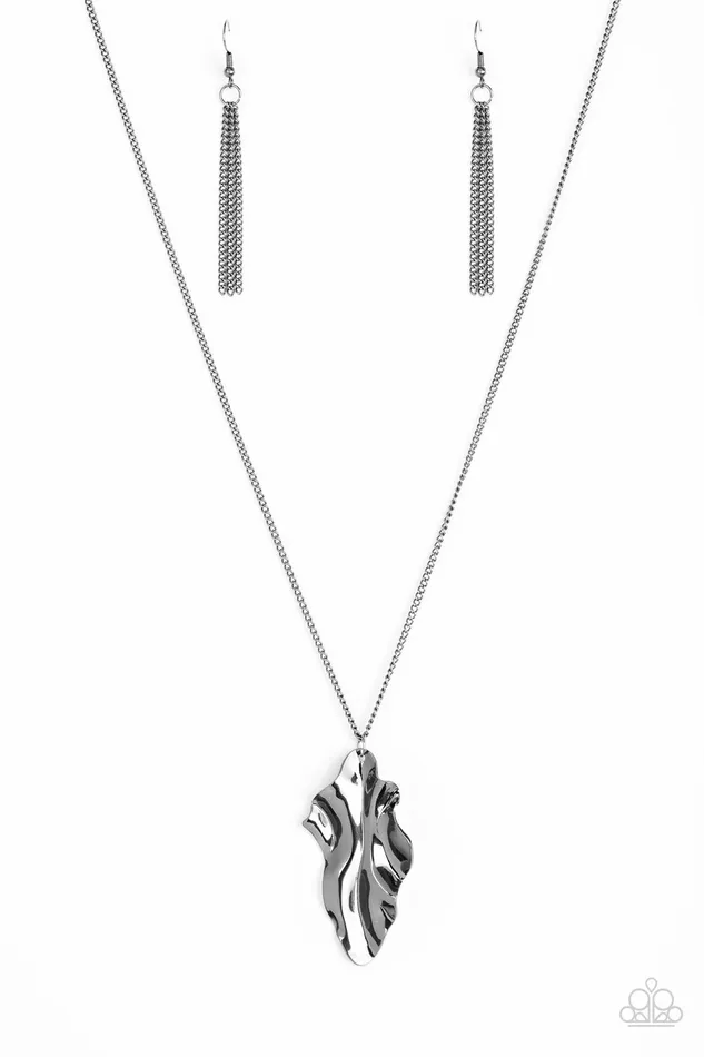 Paparazzi Accessories Necklaces Fiercely Fall Black Gunmetal Leaf Necklace Paparazzi Paparazzi Accessories Necklaces Fiercely Fall Black Gunmetal Leaf Necklace Paparazzi
