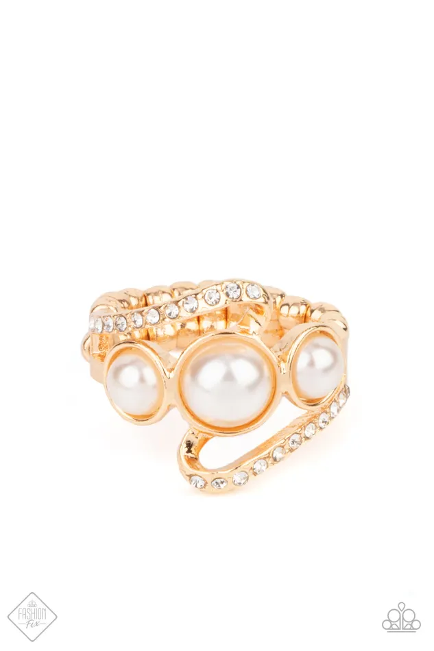 Paparazzi Accessories Rings Posh Progression Gold White Pearl Ring