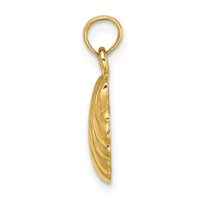 Qgold Charm Necklaces 14k Yellow Gold 1105 mm Polished Scallop Shell Charm 106 grams Qgold Charm Necklaces 14k Yellow Gold 1105 mm Polished Scallop Shell Charm 106 grams
