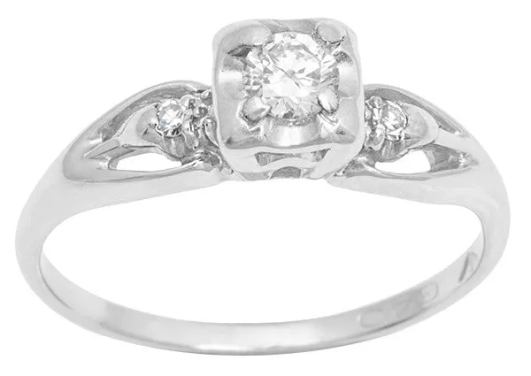 Rings Antique Jewelry Mall Clare 1940s Filigree Retro Moderne Vintage Diamond Engagement Ring in 14 Karat White Gold Rings Antique Jewelry Mall Clare 1940s Filigree Retro Moderne Vintage Diamond Engagement Ring in 14 Karat White Gold