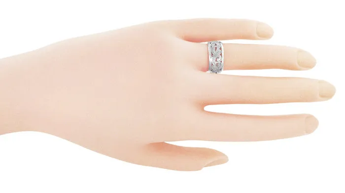 Rings Antique Jewelry Mall Mid Century Modern Retro Platinum Scrolls and Leaves Filigree Wedding Ring Rings Antique Jewelry Mall Mid Century Modern Retro Platinum Scrolls and Leaves Filigree Wedding Ring