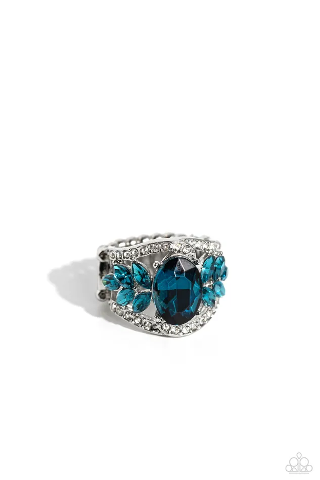 Rings Cosmic Clique Blue Rhinestone Silver Ring Paparazzi Paparazzi Accessories Rings Cosmic Clique Blue Rhinestone Silver Ring Paparazzi Paparazzi Accessories