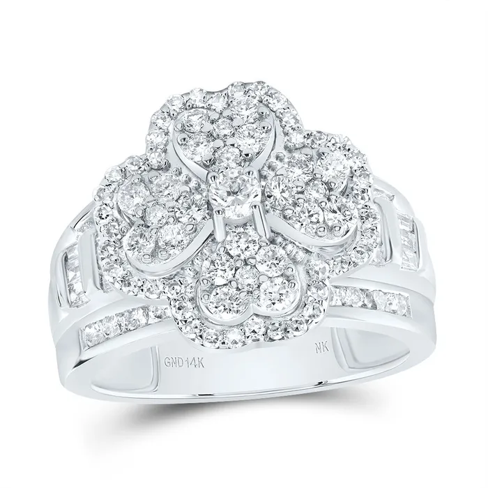 Rings GND 1 38CtwDia Nk Fashion Heart Clover Ring 624 grams