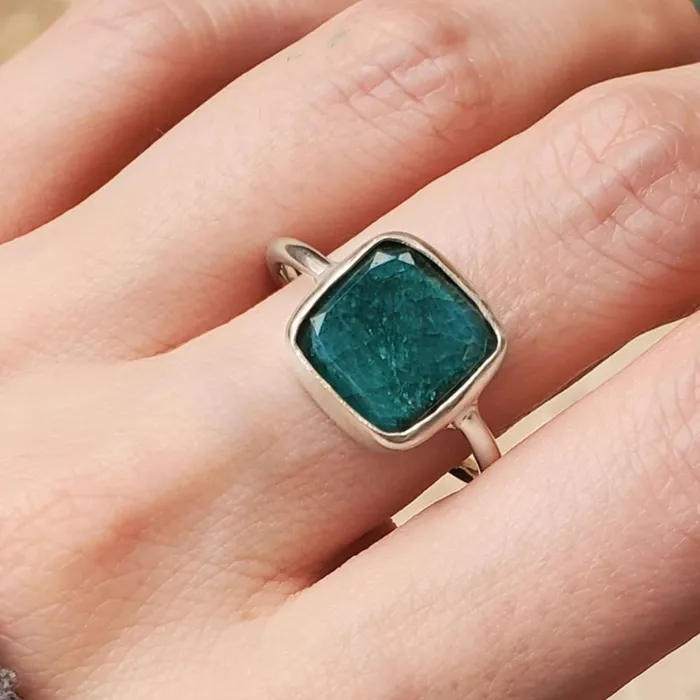 Rings JSL Emerald Bezel Ring