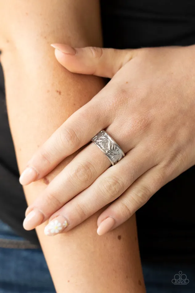 Rings Paparazzi Accessories Billowy Bands Silver Floral Pattern Ring Paparazzi