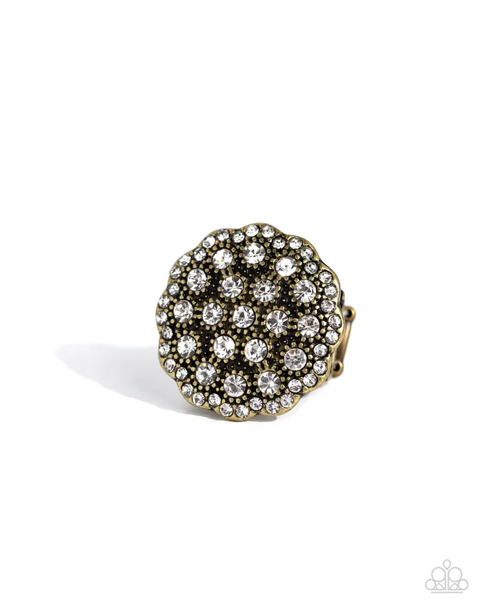 Rings Paparazzi Accessories Blingy Bouquet Brass White Rhinestone Ring Paparazzi Rings Paparazzi Accessories Blingy Bouquet Brass White Rhinestone Ring Paparazzi