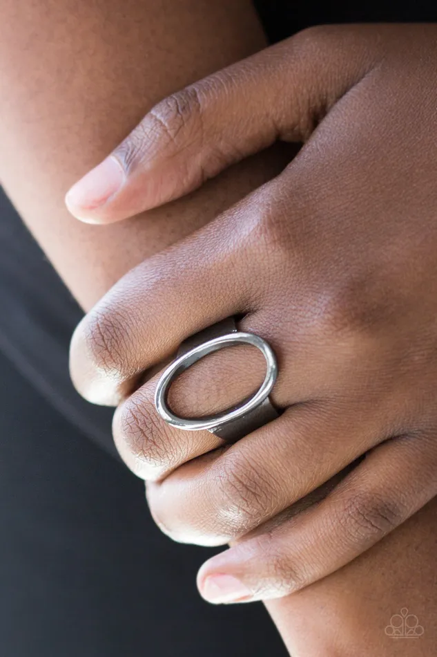 Rings Paparazzi Accessories Paparazzi A OneUp Oval Gunmetal Ring Rings Paparazzi Accessories Paparazzi A OneUp Oval Gunmetal Ring