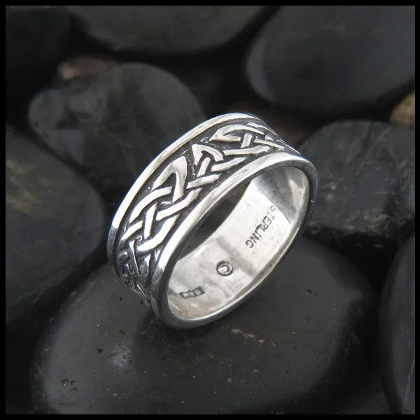 Rings Walker Metalsmiths Lorn Knot Ring in Silver