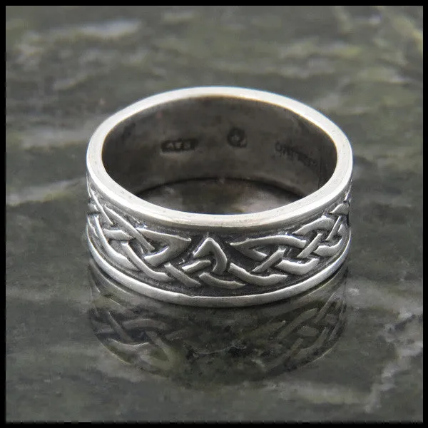 Rings Walker Metalsmiths Lorn Knot Ring in Silver