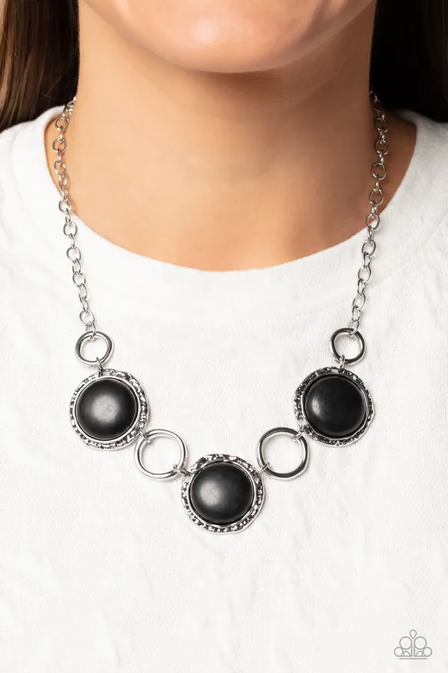 Saharan Scope Black Bead Silver Short Necklace Paparazzi Paparazzi Accessories Necklaces