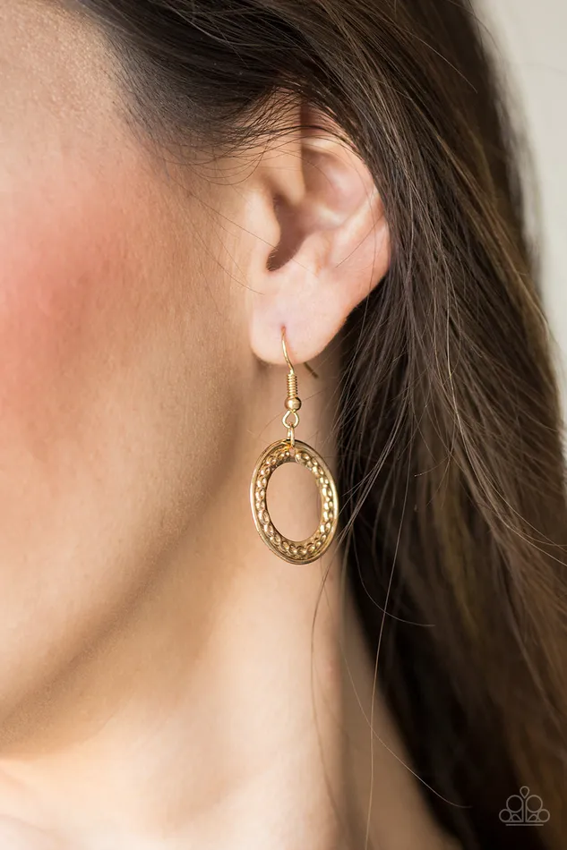 Savagely SheWolf Gold Tribal Circle Pendant Necklace Paparazzi Paparazzi Accessories Necklaces
