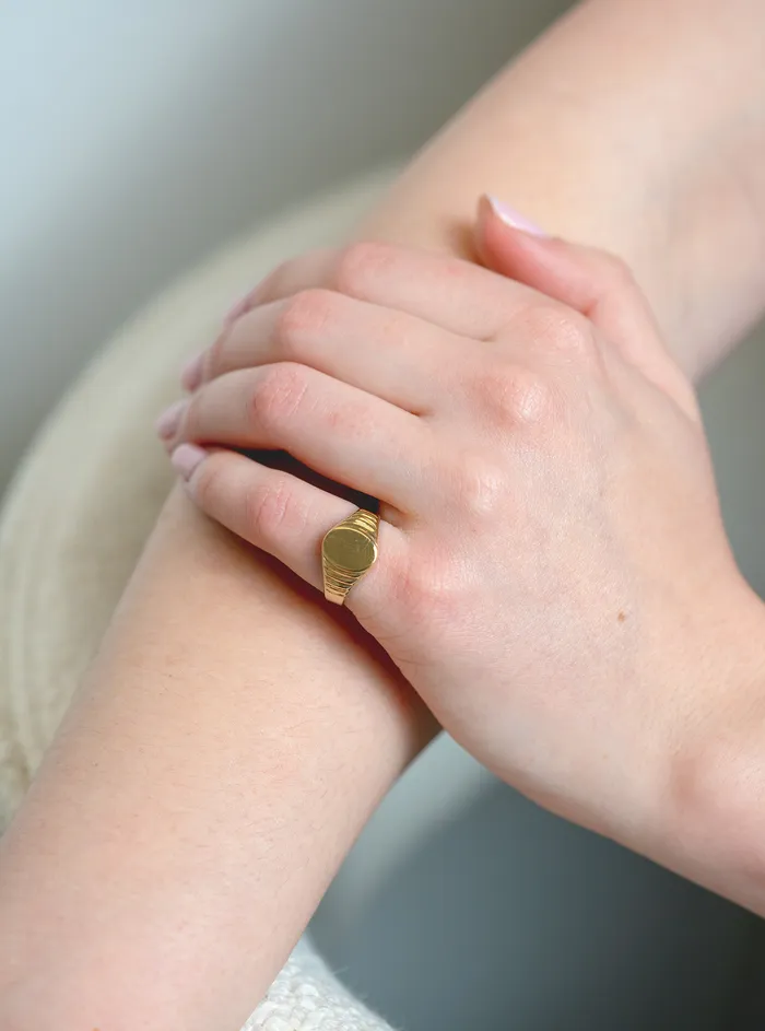 The Gold Ridged Signet Ring Midas Rings